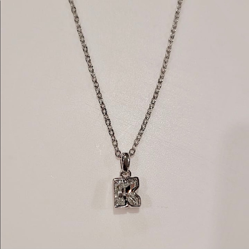 Personalize Swarovski alphabet pendant necklace - Picture 3 of 11